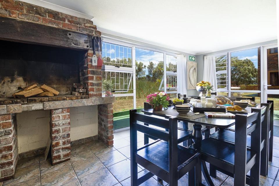 Kingfisher Hollow Gordons Bay Exterior photo